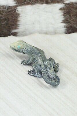 Lizard Zuni Fetish Carving - Lance Cheama