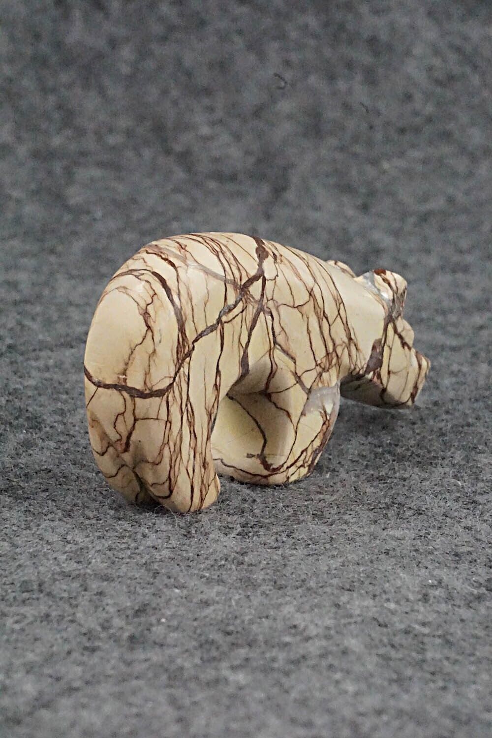Bear Zuni Fetish Carving - Rodney Laiwakete