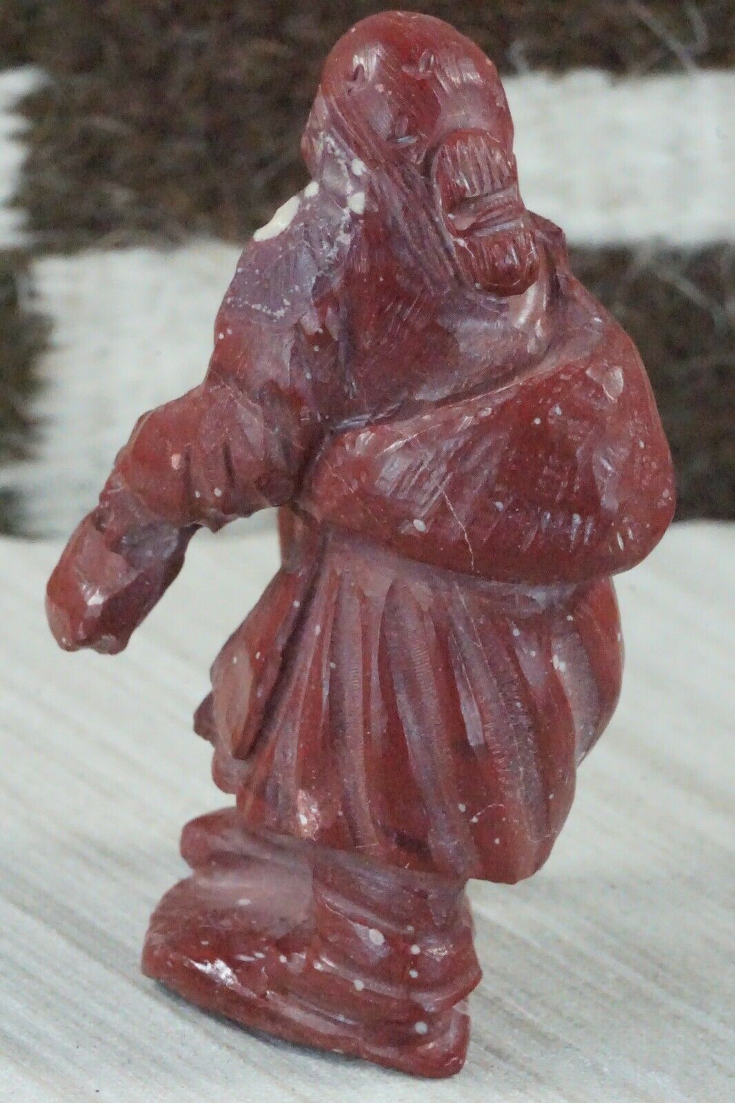 Zuni Woman Zuni Fetish Carving - Derrick Kaamasee