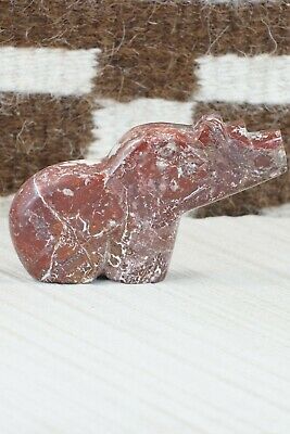Bear Zuni Fetish Carving - Bernard Laiwakete