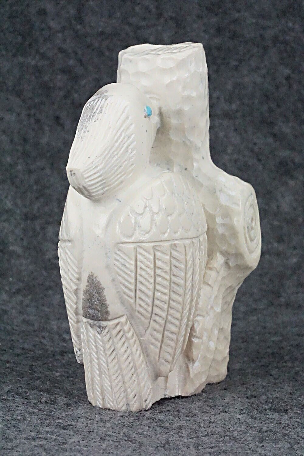 Woodpecker Zuni Fetish Carving - Carlton Kaamasee