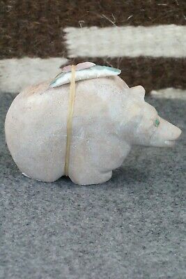 Bear Zuni Fetish Carving - Delvin Leekya
