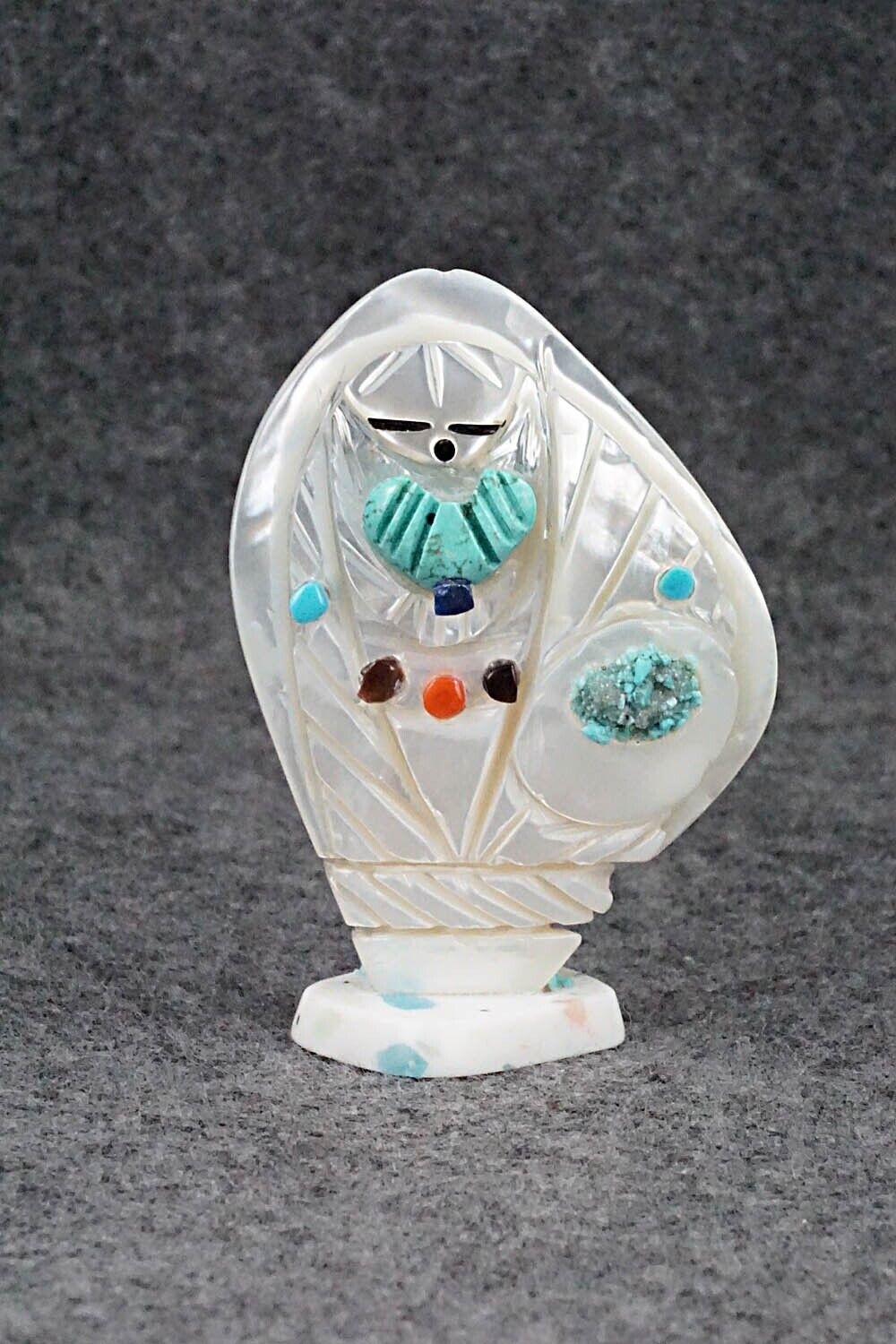Corn Maiden Zuni Fetish Carving - Vickie Quandelacy