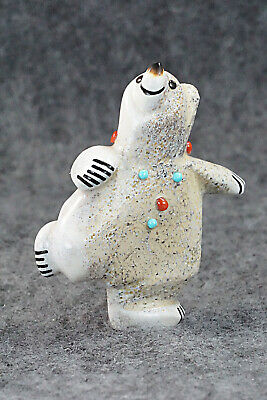 Bear Zuni Fetish Carving - Claudia Peina