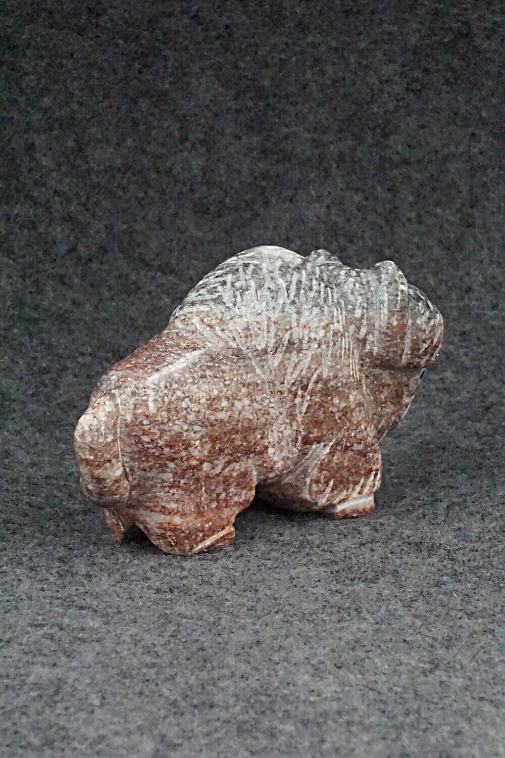 Buffalo Zuni Fetish Carving - Chris Nastacio