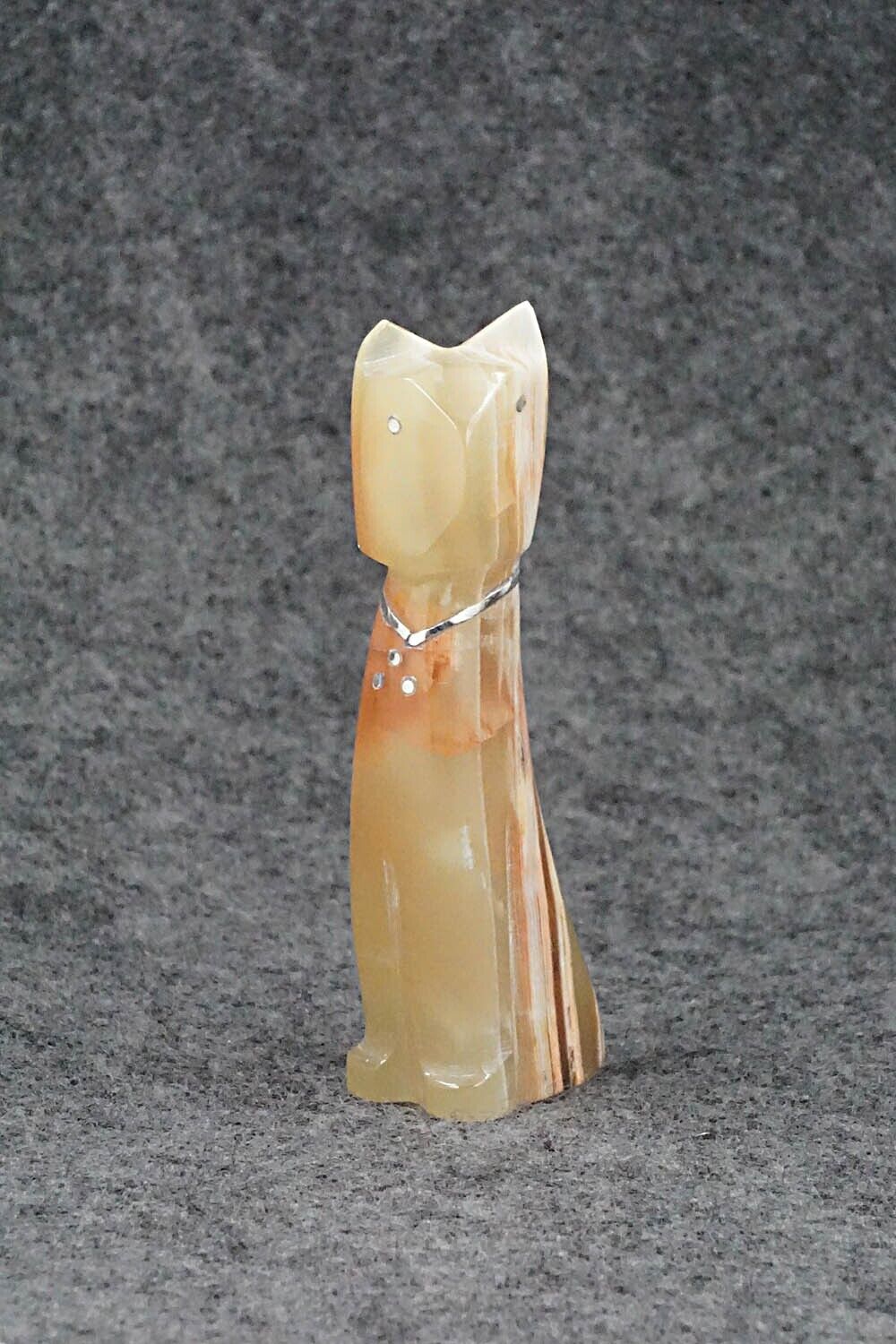 Cat Zuni Fetish Carving - Kenny Chavez