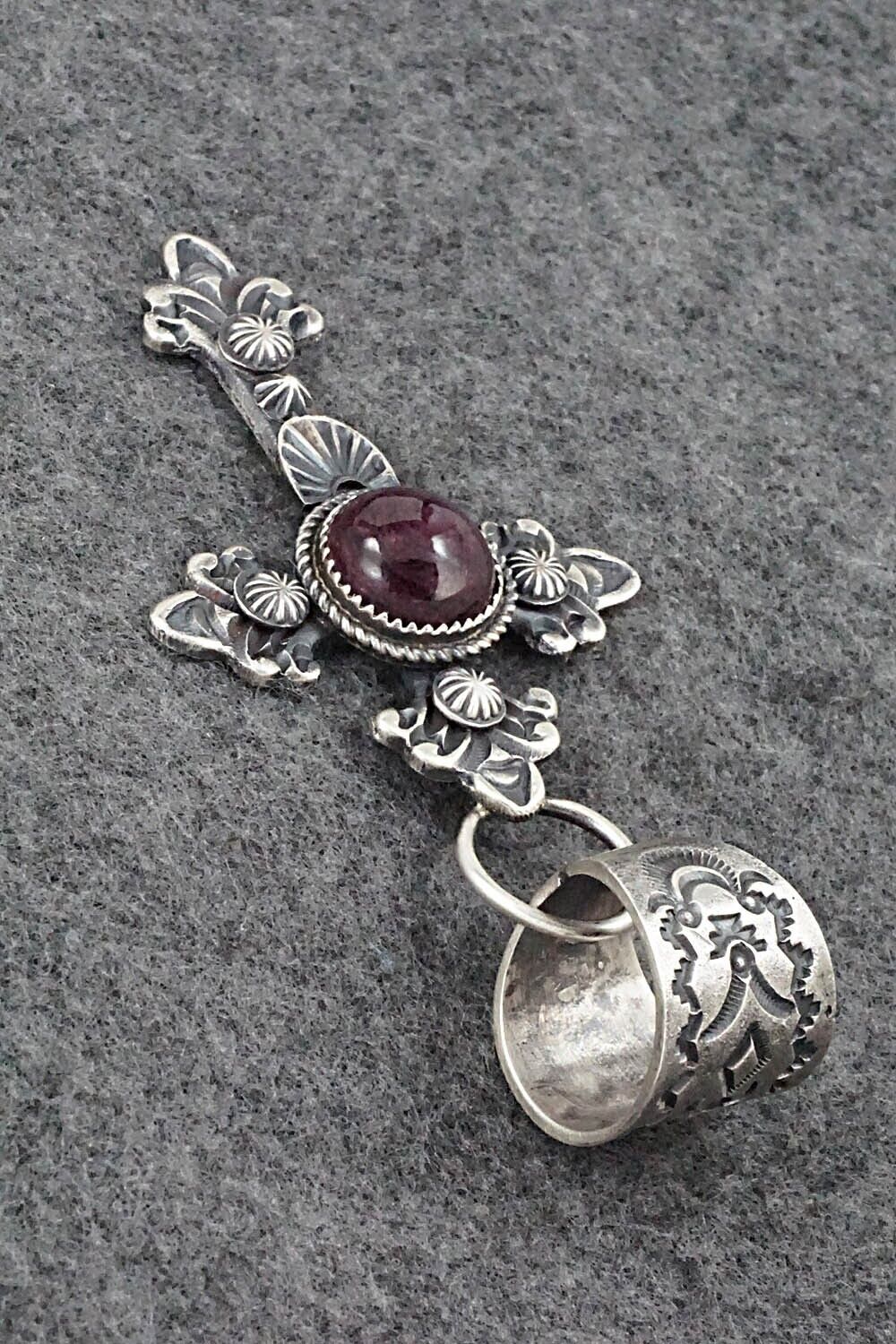 Spiny Oyster and Sterling Silver Pendant - Eva Billah