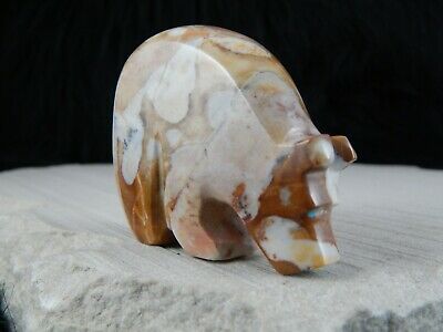 Bear Zuni Fetish Carving - Rodney Laiwakete - High Lonesome Trading