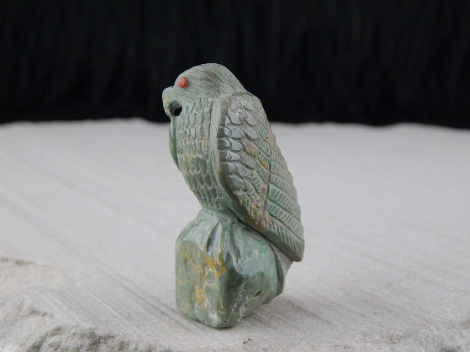 Eagle Zuni Fetish Carving - Derrick Kaamasee - High Lonesome Trading