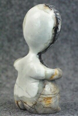 Alien Zuni Fetish Carving - Jonas Hustito