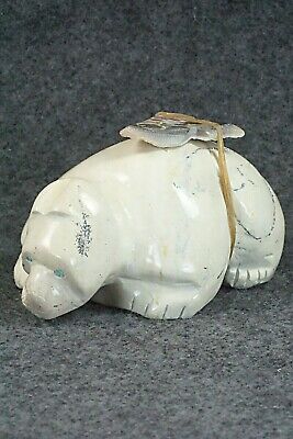 Bear Zuni Fetish Carving - Ariane Quam