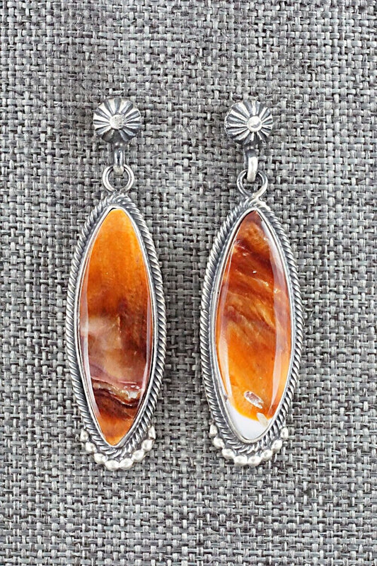 Spiny Oyster & Sterling Silver Earrings - Annie Spencer