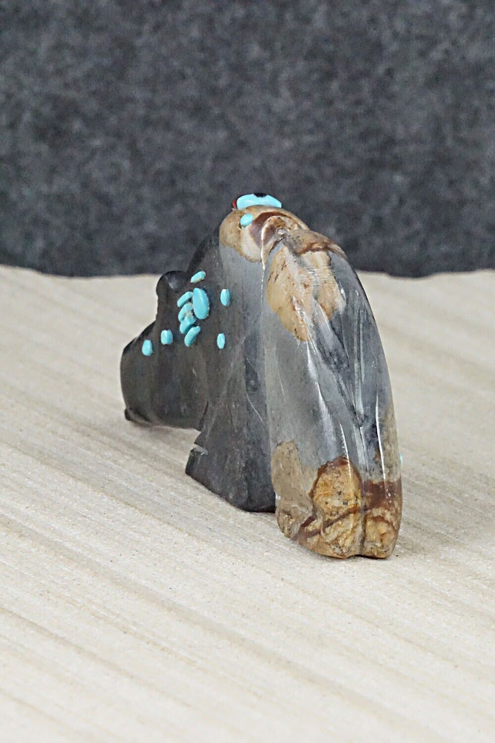 Bear Zuni Fetish Carving - Danette Laate