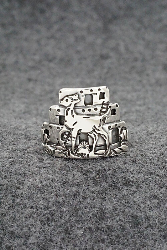 Sterling Silver Ring - Robin Wood - Size 8.25