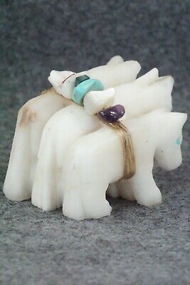 Horse Zuni Fetish Carving - Jerrold Lahaleon