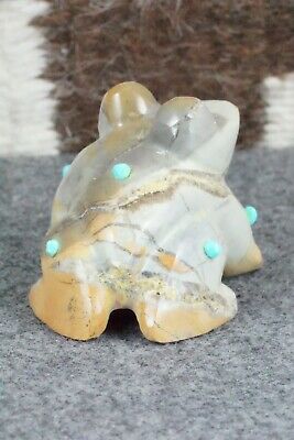 Frog Zuni Fetish Carving - Enrike Leekya