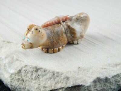 Lion Zuni Fetish Carving - Jeffery Yunie - High Lonesome Trading