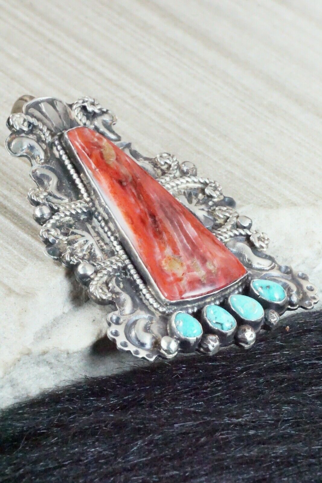 Spiny Oyster, Turquoise & Sterling Silver Pendant - Shawn Cayatineto