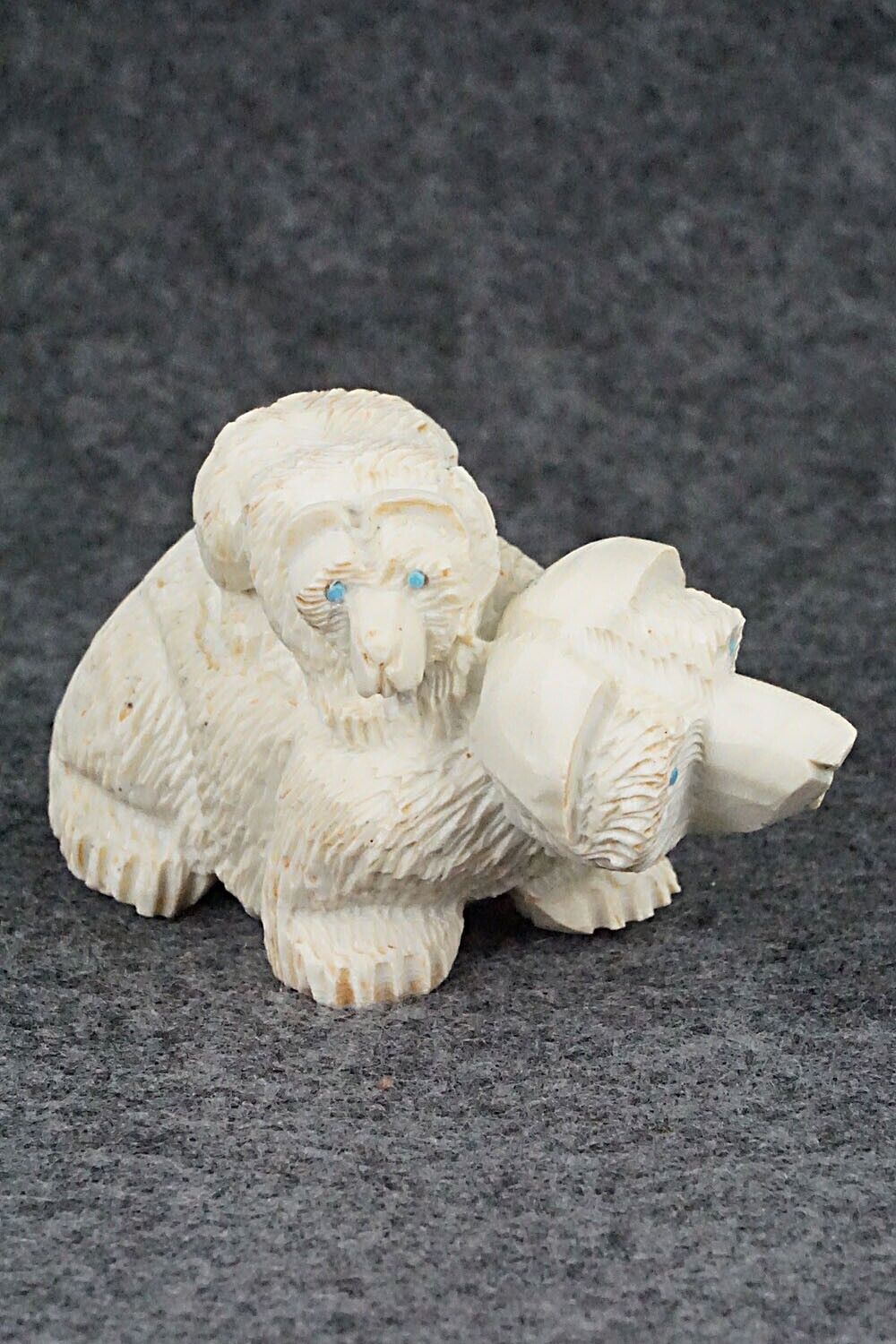 Bear Zuni Fetish Carving - Adrian Cachini