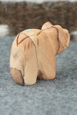 Bear Zuni Fetish Carving - Brandon Phillips