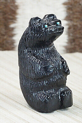 Bear Zuni Fetish Carving - Mike Tucson