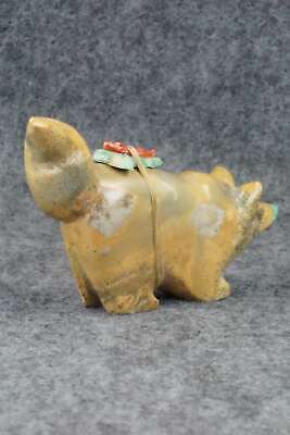Wolf Zuni Fetish Carving - Enrike Leekya