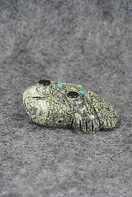 Frog Zuni Fetish Carving - Reynold Lunasee