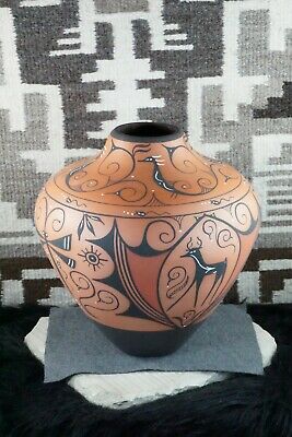 Zuni Pottery - Priscilla Peynetsa