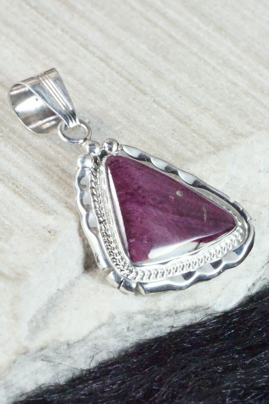 Spiny Oyster & Sterling Silver Pendant - Samuel Yellowhair