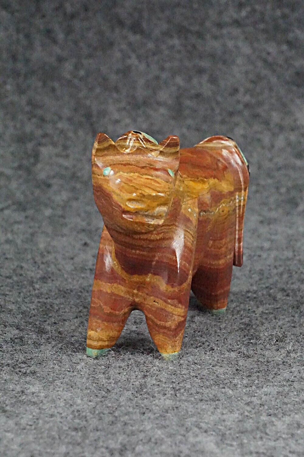 Horse Zuni Fetish Carving - Enrike Leekya