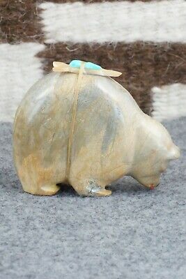Bear Zuni Fetish Carving - Freddie Leekya