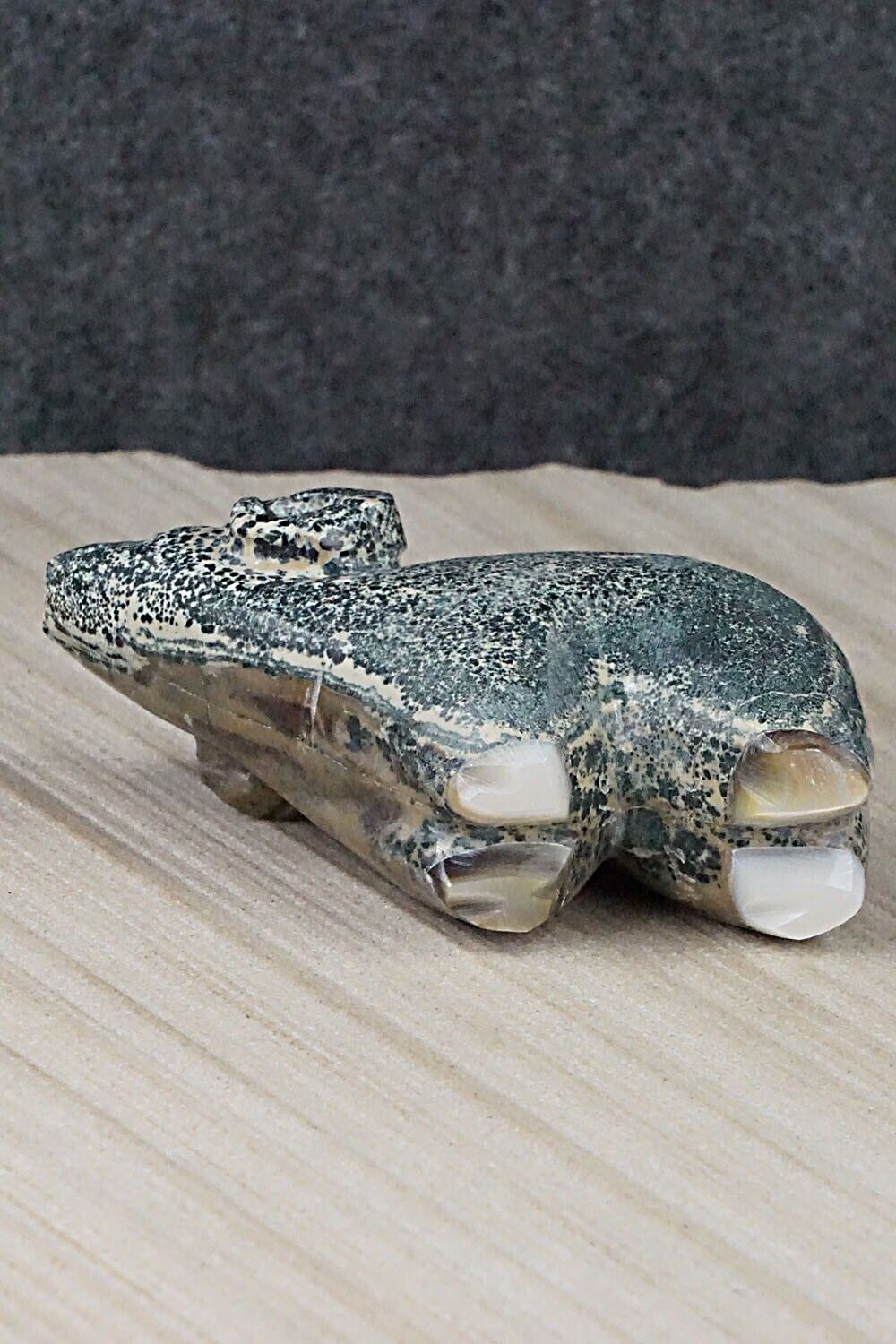 Ram Zuni Fetish Carving - Delvin Leekya