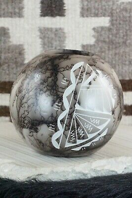 Acoma Pottery - Vail
