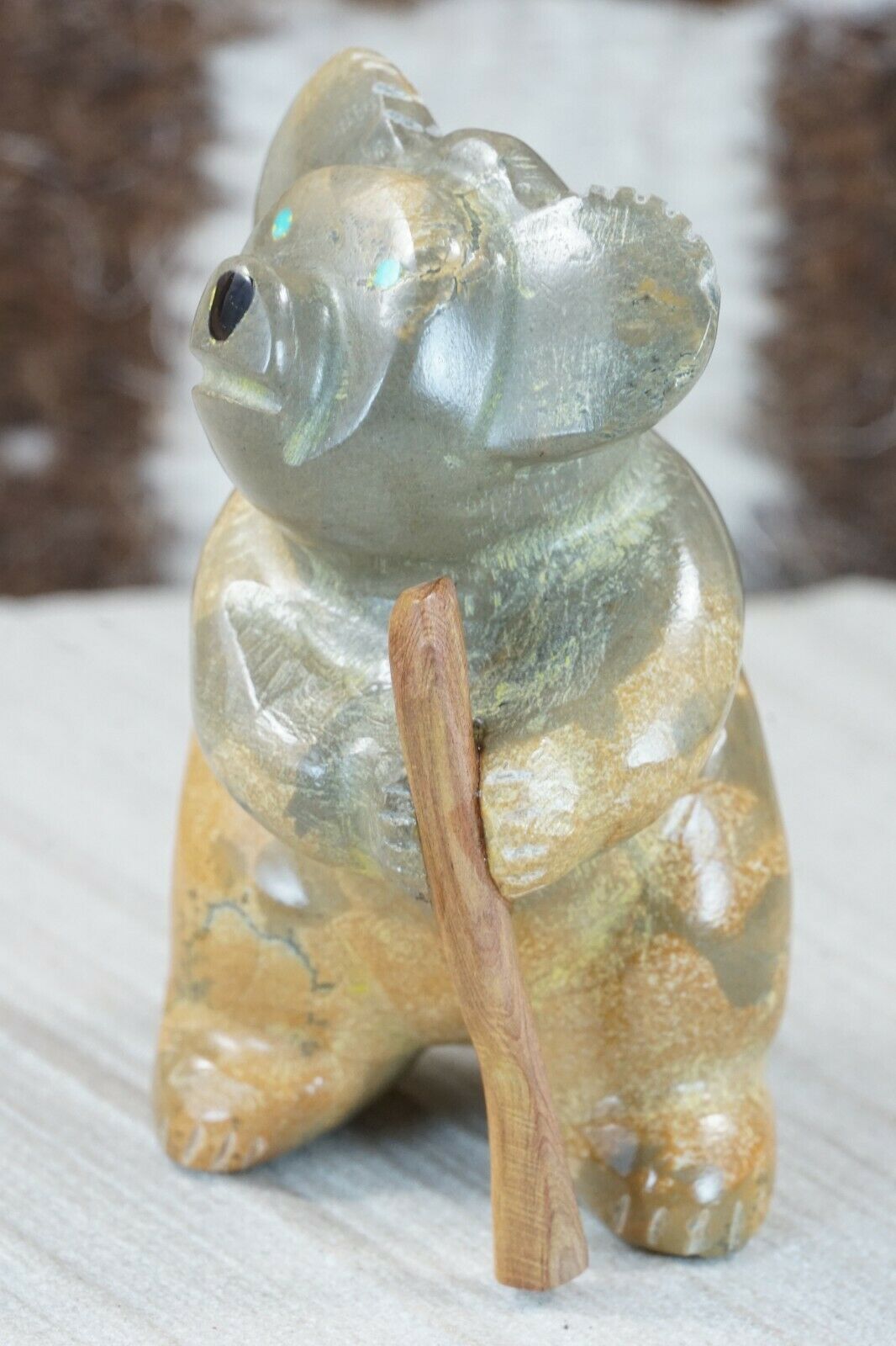 Koala Bear Zuni Fetish Carving - Enrike Leekya
