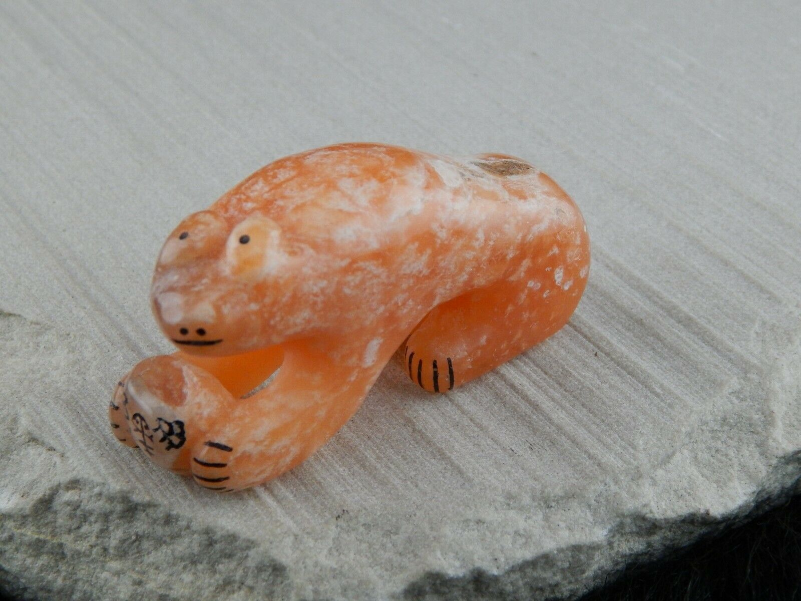 Bear Zuni Fetish Carving - Rickson Kallestewa - High Lonesome Trading