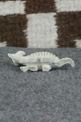 Armadillo Zuni Fetish Carving - Dana Malani