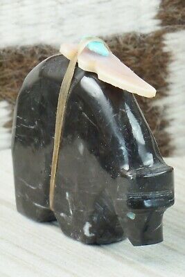Bear Zuni Fetish Carving - Ariane Quam