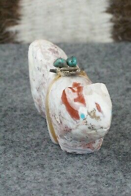 Wolf Zuni Fetish Carving - Daphne Quam