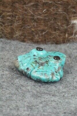 Frog Zuni Fetish Carving - Reynold Lunasee