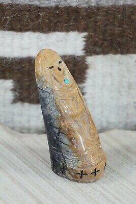 Corn Maiden Zuni Fetish Carving - Faye Quandelacy