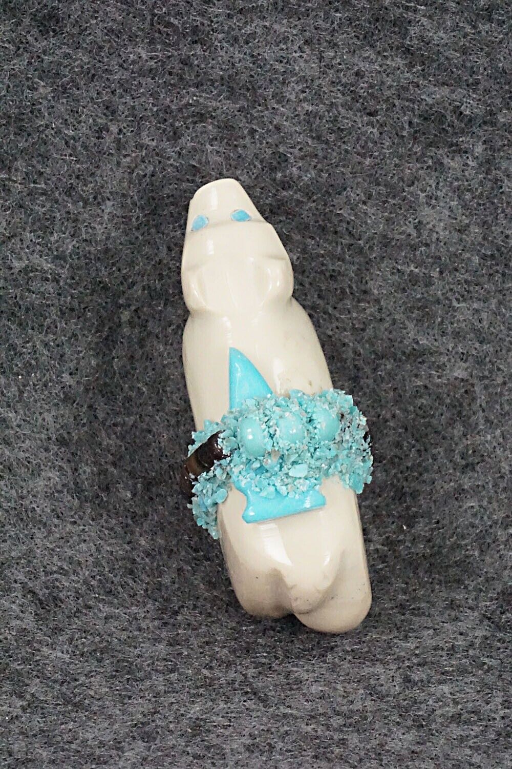 Bear Zuni Fetish Carving - Marvelita Phillips