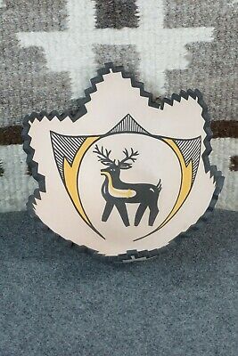 Zuni Pottery - Kalani Gchachu
