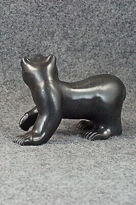 Bear Zuni Fetish Carving - Albert Eustace