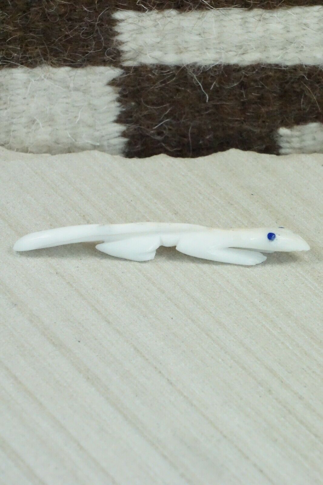 Lizard Zuni Fetish Carving - Jonas Hustito