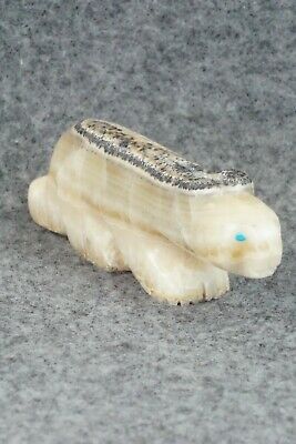 Mountain Lion Zuni Fetish Carving - Reynold Lunasee