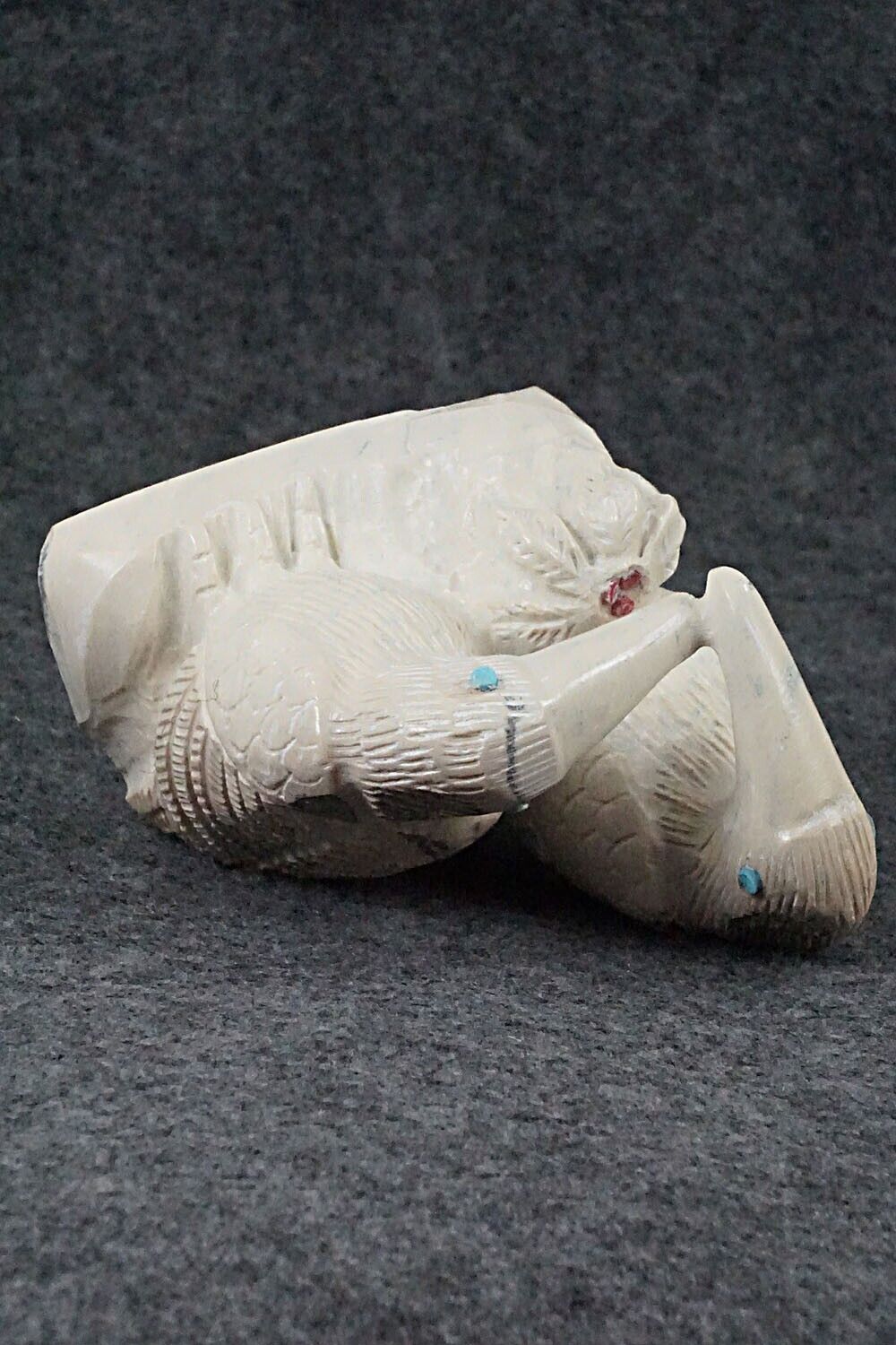 Hummingbird Zuni Fetish Carving - Carlton Kaamasee
