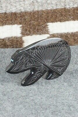 Bear Zuni Fetish Carving - Jonathan Natewa