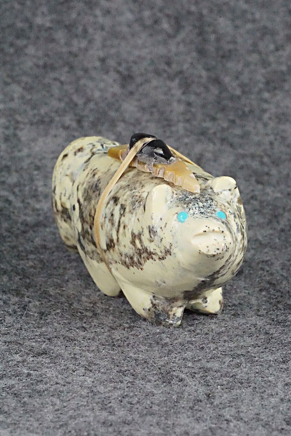 Wolf Zuni Fetish Carving - Delvin Leekya