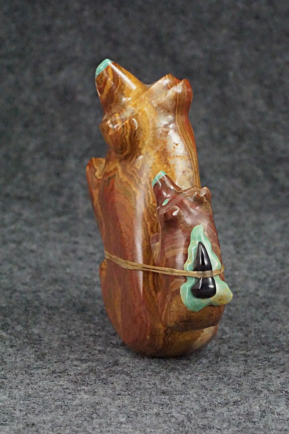 Bear and Cub Zuni Fetish Carving - Enrike Leekya
