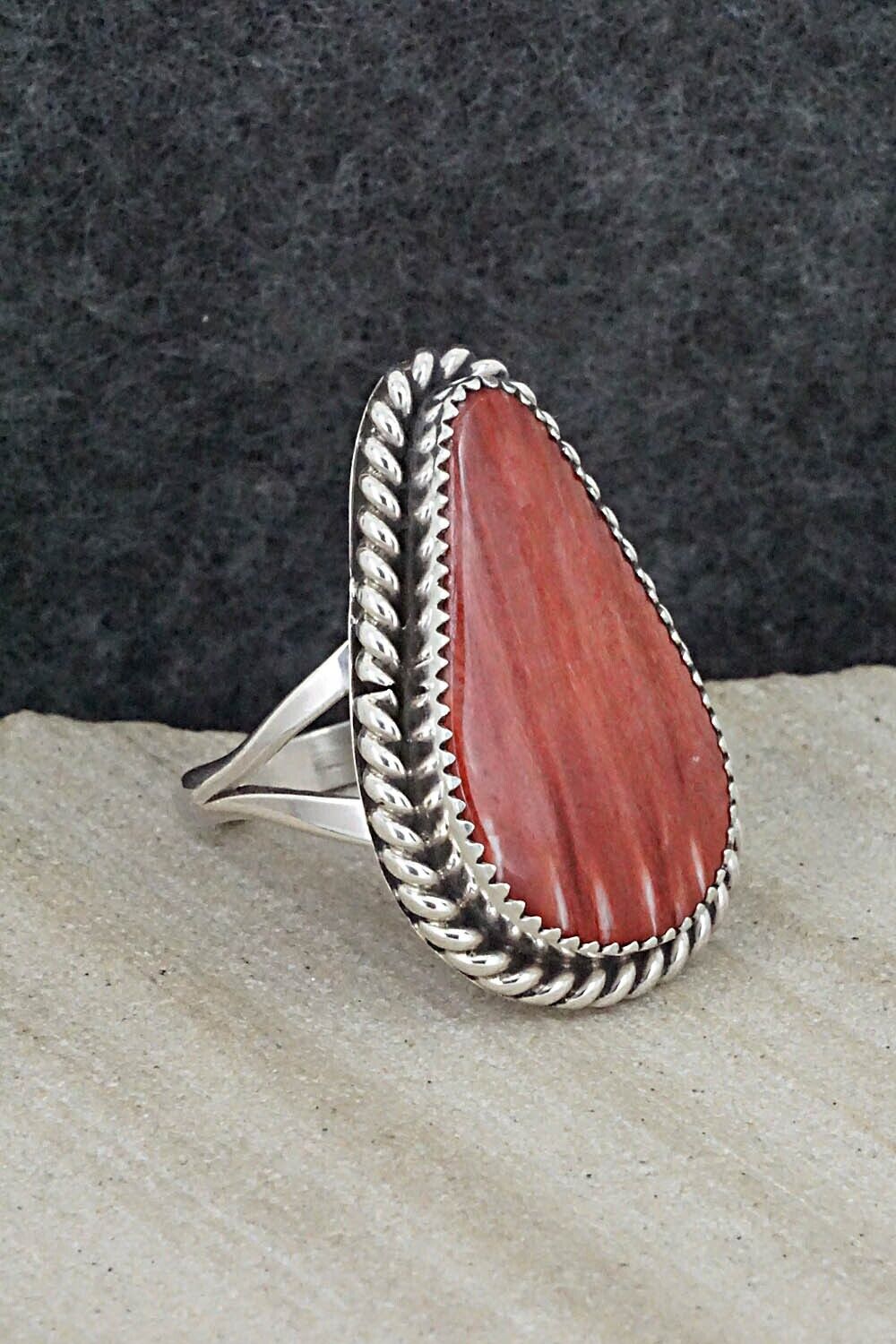 Spiny Oyster & Sterling Silver Ring - Benjamin Martinez - Size 8